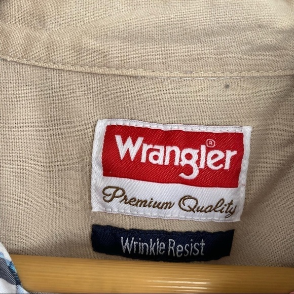 Men's Wrangler blue plaid Winkle resistant button Shirt Size Large - Picture 4 of 5